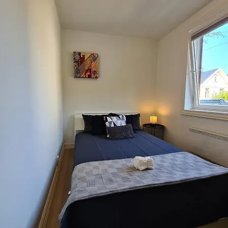 Apartamento Bright And Modern 2-bedroom Apartment, Near Center, Location *