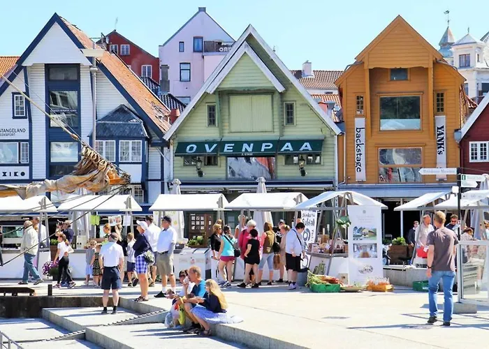 Lägenhet Bright And Modern 2-bedroom Apartment, Near Center, Location Stavanger